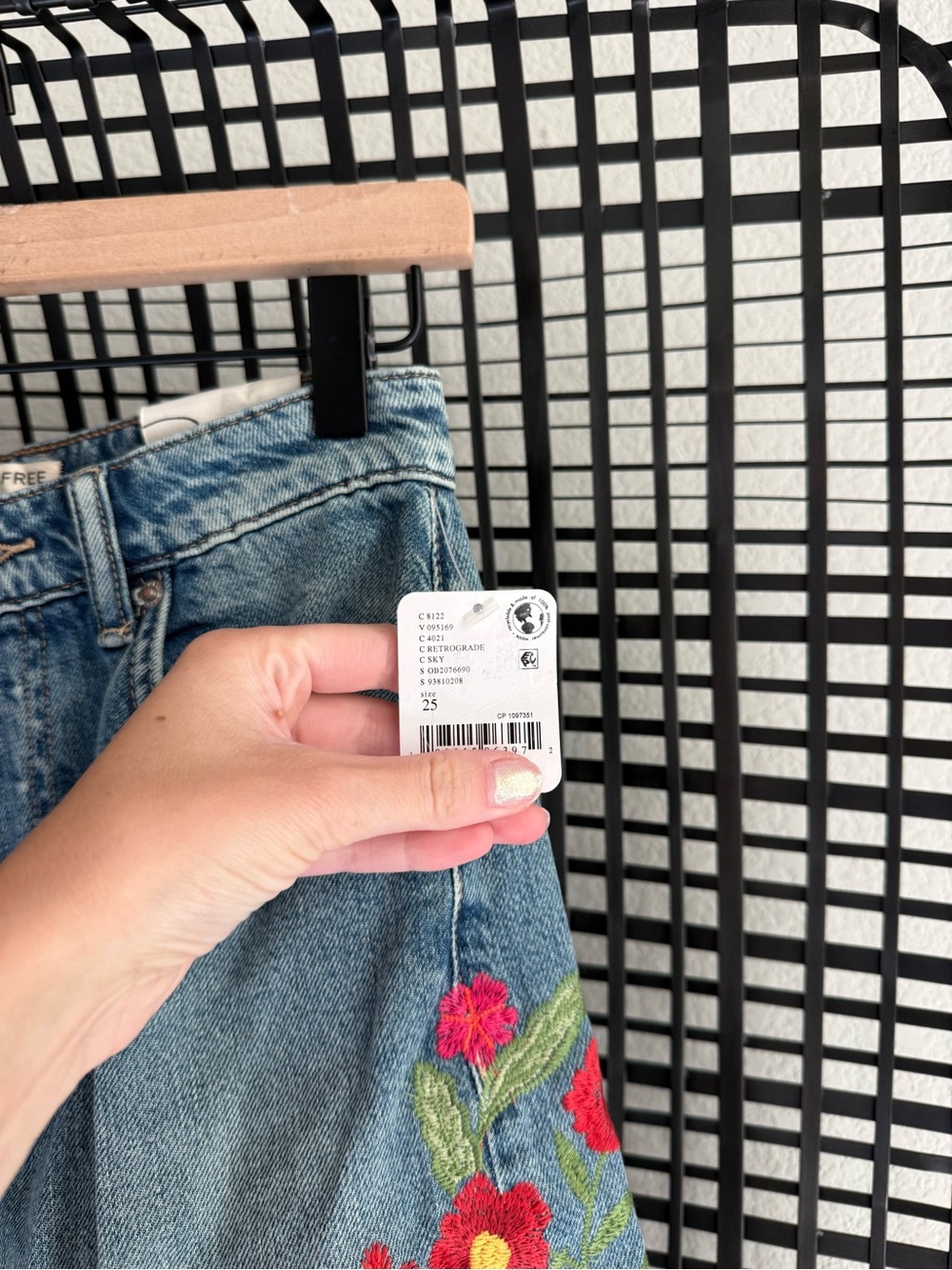 Free people We The Free Willow Floral Embroidered Jeans - Picture 8 of 8